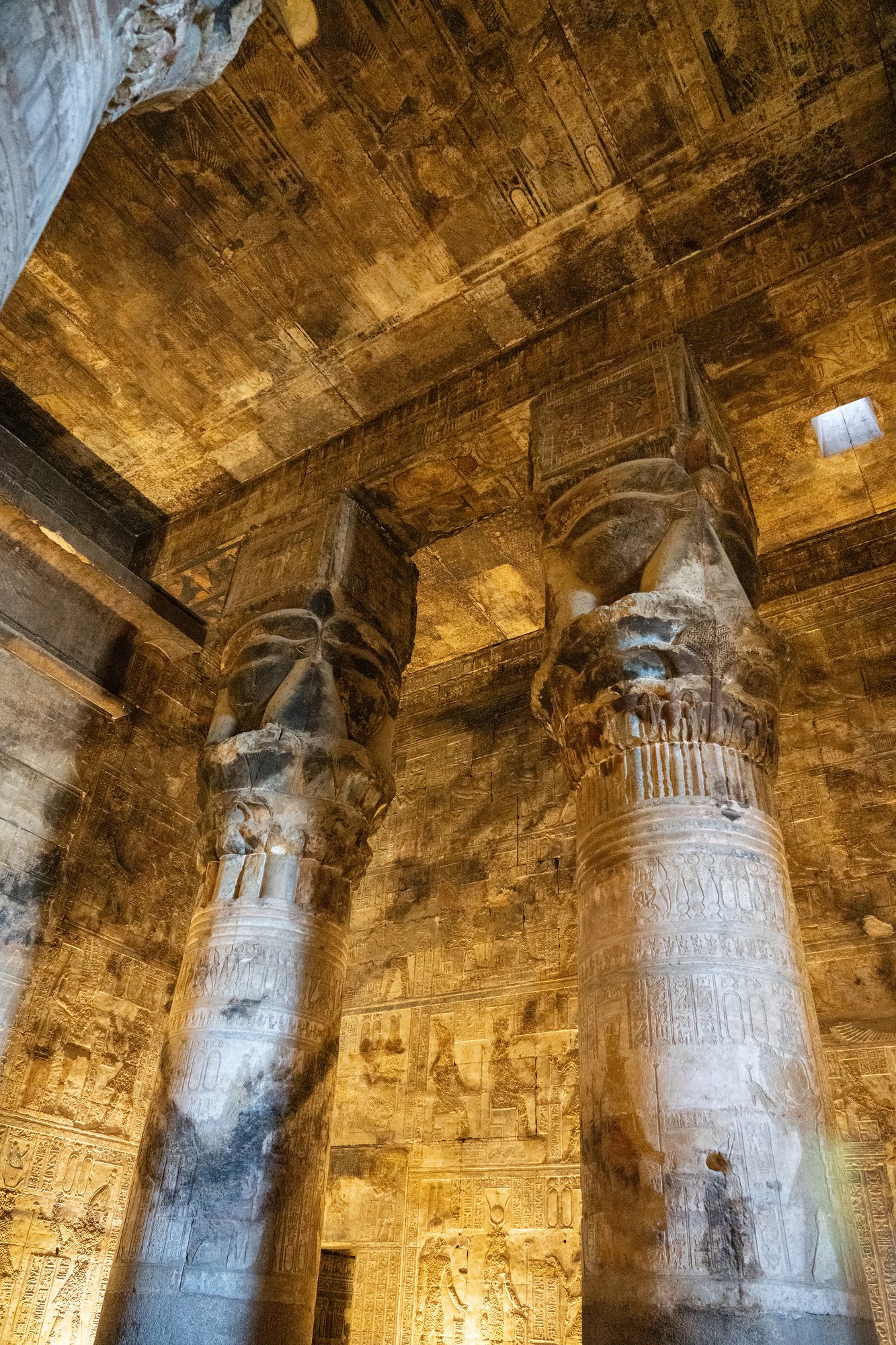 Dendara Temple, Markaz Qinā, Qena, Egypt