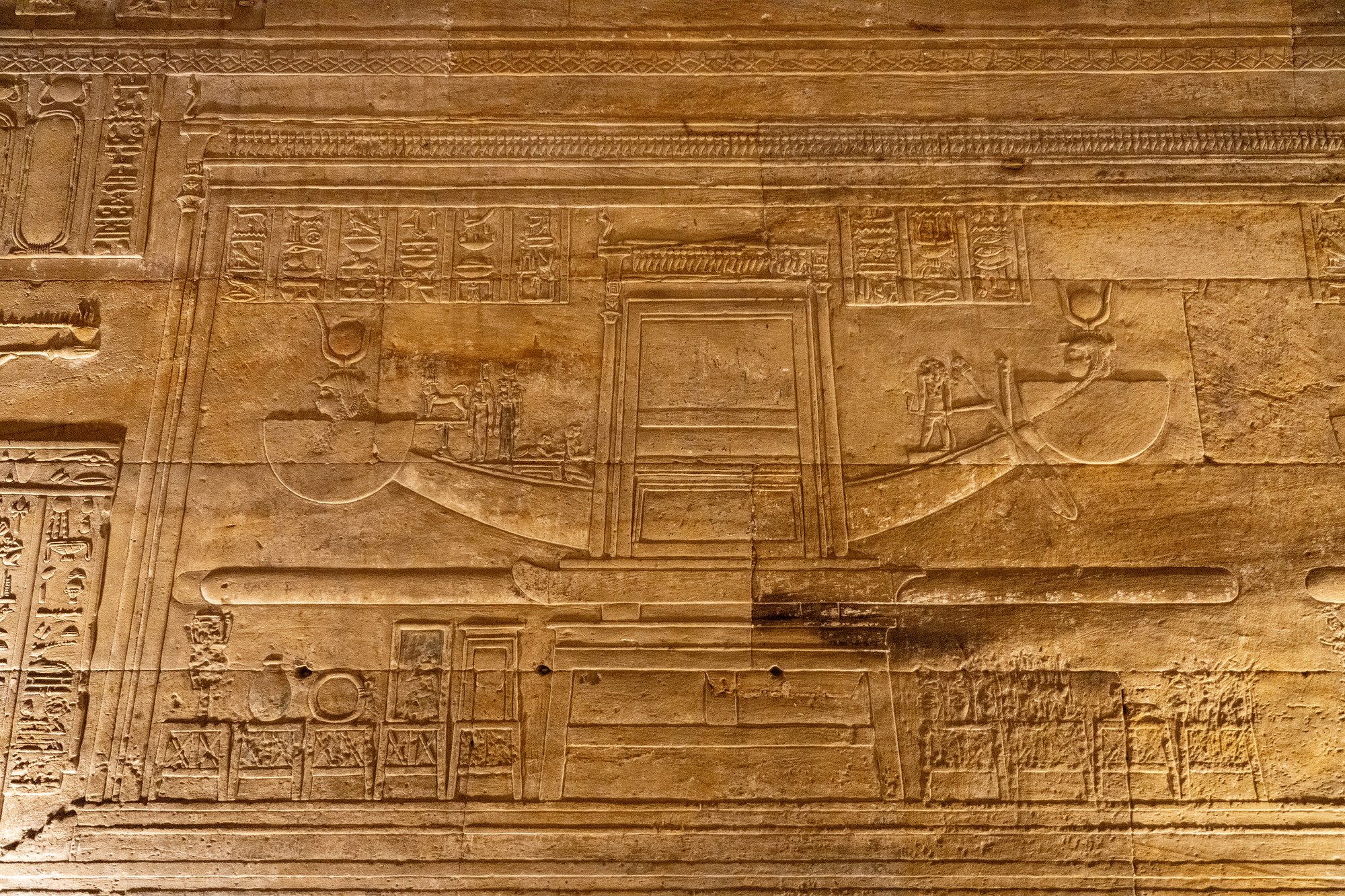 Dendara Temple, Markaz Qinā, Qena, Egypt