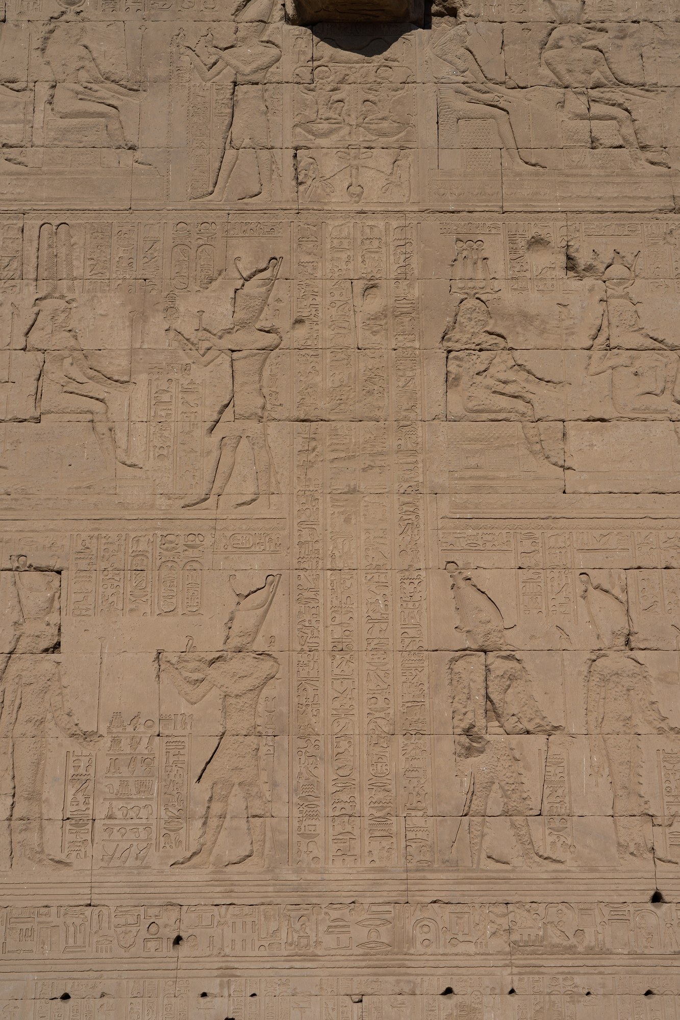 Dendara Temple, Markaz Qinā, Qena, Egypt